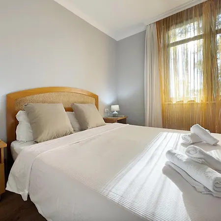 Stunning 2-bed In Apartament