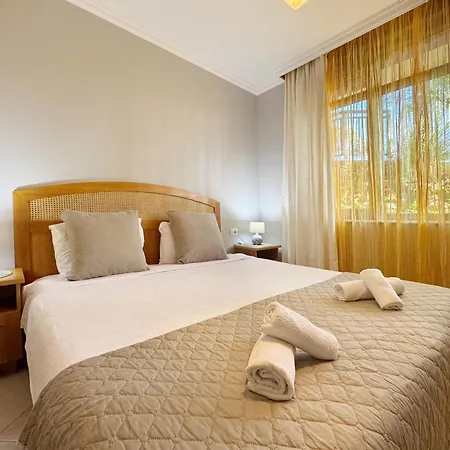 Stunning 2-bed In Szozopol