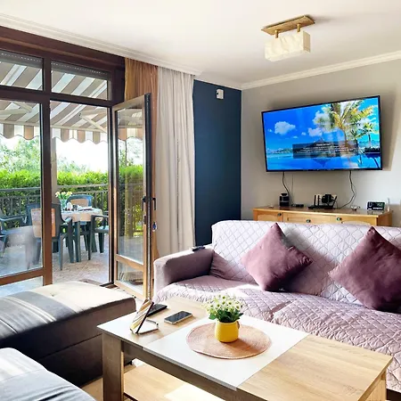 Stunning 2-bed In Appartamento Sozopol